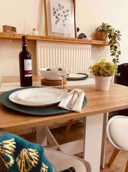Appartement Cosy Au Calme A 20 Min De Paris Вильжюиф Экстерьер фото